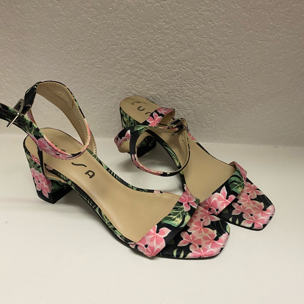 Unisa floral heels